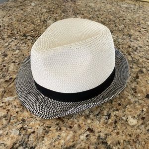 Calvin Kline Womens Fedora hat